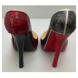 Misc. Vintage Glassware Including Uranium Vase (Crack In Bottom) High heel Shoe Wine Bottle Holders & More