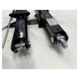 RV LEVELING JACKS (SET OF 2)