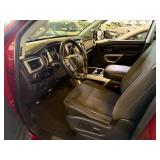 2018 Nissan Titan SV Crew Cab 2WD