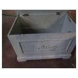 Vintage Wood storage chest, hardwoo...