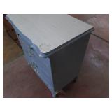 Vintage shabby chic style 3-drawer ...