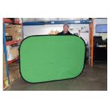 Digital Juice / DigitalJuice ChromaPop Chroma Pop Blue / Green Portable & Studio Pop-Up Screen