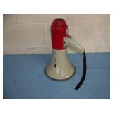 MG Electronics (AudioVox) PGM-25 Handheld Megaphone / Bullhorn with 25-Watt Built-in Siren Alert