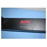 APC Rack Power Distribution Unit PDU Basic Zero U 30-Amp 30A 200/208V (20) C13 and (4) C19