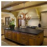 Hubrin 4-Light Farmhouse Antler Chandelier