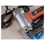 Roberts Electric Stapler 10-800 with Empire Contour Gauge Staples