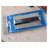 Roberts Electric Stapler 10-800 with Empire Contour Gauge Staples