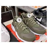 Nike Air Huarache Size 12 Men