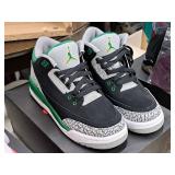 Nike Air Jordan 3 Retro (GS) Size 5Y Youth Shoes