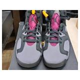 Nike Air Jordan 6 Retro (GS) Size 6.5Y Youth Shoes