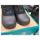 Northeast Outfitters Size 12 Men