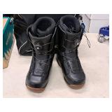 K2 Raider Boa Size 11 Snowboarding Boots with High Sierra Bag