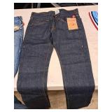 True Religion Size 28 Men