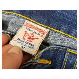 True Religion Size 32 Men