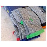 Lot of (17 Pairs) Men