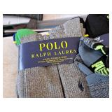 Lot of (17 Pairs) Men