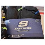 Lot of (17 Pairs) Men