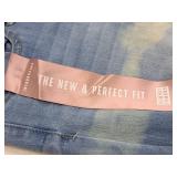 Almost Famous Mid Rise Roll Cuff Size 11 Women