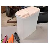 Assorted Plastic Kitchenwares - Bowl, Juice Jug, Cheese/Vegetable Slicer, Cooking Utensils