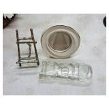 Lot of (3) Assorted Home Décor Picture Frames - DAD, Easel, Round