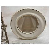 Lot of (3) Assorted Home Décor Picture Frames - DAD, Easel, Round