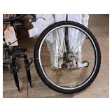 Raleigh 22" Trail Bike 20" Blue/Orange/Silver Frame