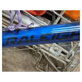Raleigh 22" Trail Bike 20" Blue/Orange/Silver Frame