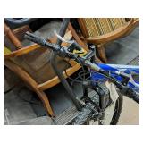 Mongoose 6061 Aluminum 22" Men