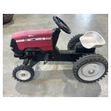 Ertl Case IH Pedal Tractor 20" Tall 32" Long