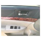 2010 Subaru Legacy 2.5i LTD AWD