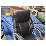 Rolling Office Arm Chair -  (Black)