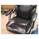 Rolling Office Arm Chair -  (Black)
