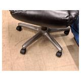 Rolling Office Arm Chair -  (Black)