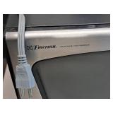 Emerson Microwave Oven MW8992SB