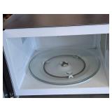 Emerson Microwave Oven MW8992SB