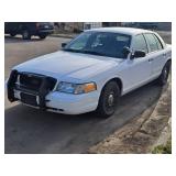 2005 Ford Crown Victoria Police Interceptor Sedan