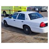 2005 Ford Crown Victoria Police Interceptor Sedan