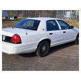 2005 Ford Crown Victoria Police Interceptor Sedan