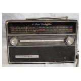 Vintage Crown 4-Band Transistor Radio