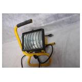 Portable Yellow Halogen Work Light with Stand