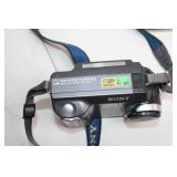 Sony MVC-FD85 Digital Mavica Camera with Carry Case and Box