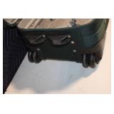 Olympia Elegance Green Rolling Suitcase with Locks