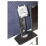 Dell Monitor with Bose Speakers and Accessories Set