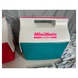 2 Igloo Mini Mate Coolers with 13 Freezer Paks
