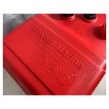 New West Marine 6 Gallon Boat Gas Tank with Gauge - Missing Cap