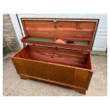 Lane Cedar Chest with Bottom Drawer
