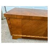 Lane Cedar Chest with Bottom Drawer