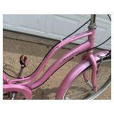 Schwinn 7 Speed Beach Cruiser Bike