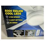 New Socket Fan Light with Remote