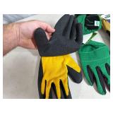 New Dewalt and Scotts Brand Work Gloves / Gardening Gloves